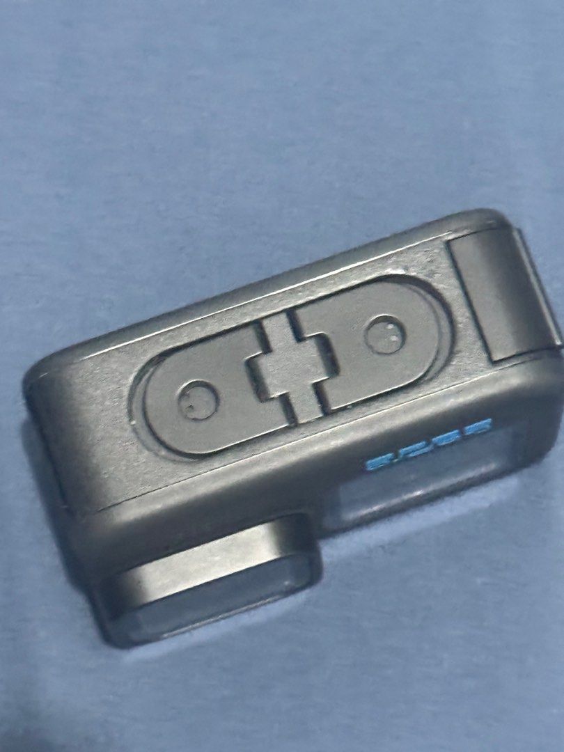 gopro hero10 (Category: Cameras) located in Mandaluyong City. Submitted by pinkjarcollection (Listing ID 1383024849, Image 3). Description: almost new unit only no charger and no sdcard rfs:upgrade test all you want and meetup only meetup :sm lightmall /megamall/ sm north.