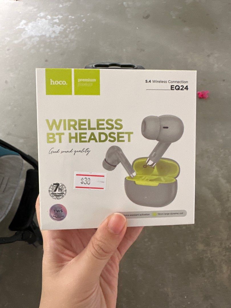 Hoco EQ24 Wireless Bluetooth Headset63858159742851110