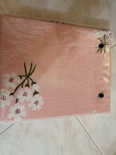 (Category: ) located in . Submitted by gohddor (Listing ID 1383010746, Image 1). Description: .