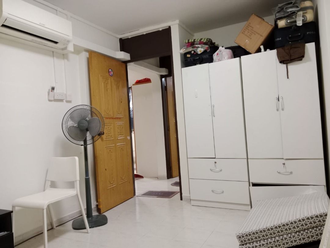 India share room 5 minute walkable distance from Hougang MRT/Market63226715927299114