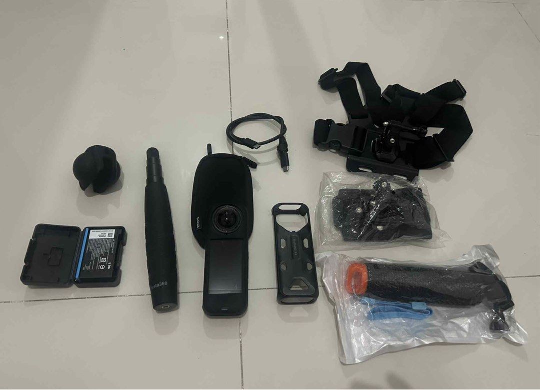 Insta 360 X4 (Category: Cameras) located in Rizal. Submitted by .love_b (Listing ID 1383040807, Image 2). Description: -All of the accessories seen in the photos are included. -Used once lang sa HK trip -No issues at all, very brand new. -slightly negotiable rfs: will change camera na :)) -meet ups are done within Batangas City/Rosario lang.