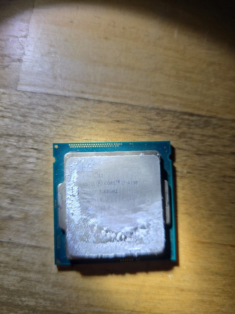 Intel Core i7-4790 CPU (rare)