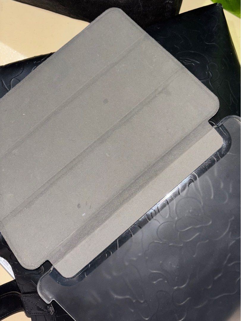 ipad pro case (Category: Cases & Covers) located in Kuala Lumpur. Submitted by meyayaa (Listing ID 1383043913, Image 3). Description: free for any purchase from my listing #SoulFashion.