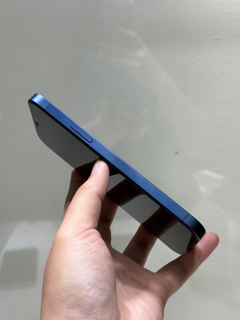 由 quby3c (刊登 ID 1382878024，圖片 3) 提交，位於 新北市 (New Taipei) 的 iPhone 12 128G 藍 🔋78 (類別：iPhone 12 系列)，說明：型號：iPhone 12 128G 藍 🔋78 保固：90天 機況：全機原廠無拆修 外觀：漂亮無傷 面交：樹林實體店面為主、雙北其他地區可聊聊 🉑貼換 🉑分期 成交紀錄可參考IG：quby.wang。