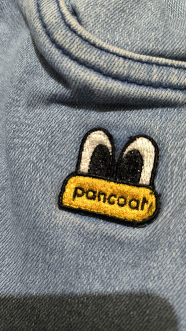 jeans Pancoat 4-5 th (Kategori: 4 hingga 7 tahun) berada di Balikpapan. Dikirim oleh arsha_ar (ID iklan 1383057032, Gambar 2). Deskripsi: Kondisi mulus seperti baru, logo bordir, pinggang karet, no minus, tag lengkap..