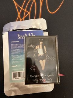 （分類：）位於 。 由 ilovechaewon0801 提交（商品編號 1383065881，圖片 1）。簡介： 。
