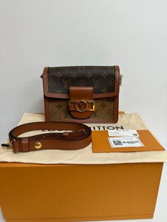 （分類：）位於 。 由 luxurybag_station 提交（商品編號 1383024015，圖片 1）。簡介： 。