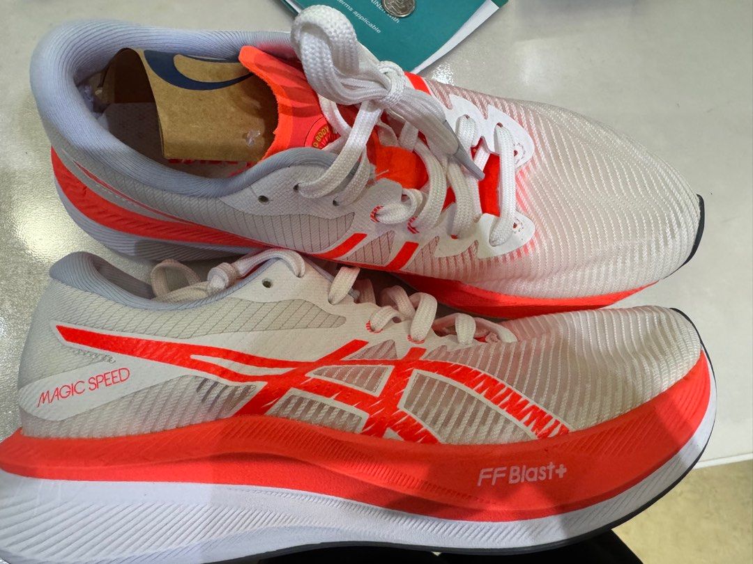 Magic speed 3 asics (Category: Sneakers) located in Singapore. Submitted by pooh (Listing ID 1382910090, Image 3). Description: Brand new magic speed 3 asics. Left in cupboard. Impulse buy. No box Size US8.5 (women) details in pic Letting go $150 Self collect at block in tampines See website for more details https://me.asics.com/en-ae/magic-speed-3-1011b848-100.html MAGIC SPEED™ 3.