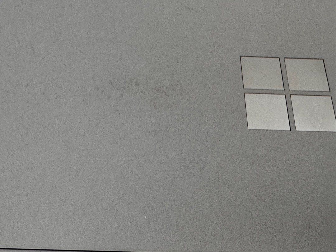 Microsoft Surface Pro 6 - i5, 8GB RAM 128gb63202122761217113