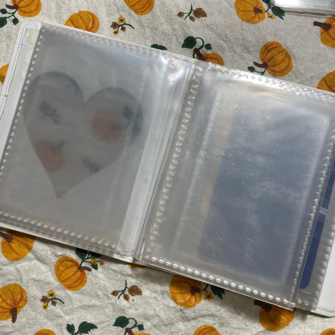 Minis photocard binder (Category: Stationery & School Supplies) located in Taytay. Submitted by ayanna.is (Listing ID 1382962593, Image 3). Description: ‼️ MAKE READING A HABIT‼️ - Used mini photocard binder. - Has photocard marks on the sleeve but not noticeable once pc is inserted. (See photos above) - Photo cards in the listing is not included. Just used as reference. - PAYMENT FIRST BASIS. No reservations. - Negotiations are allowed. However,