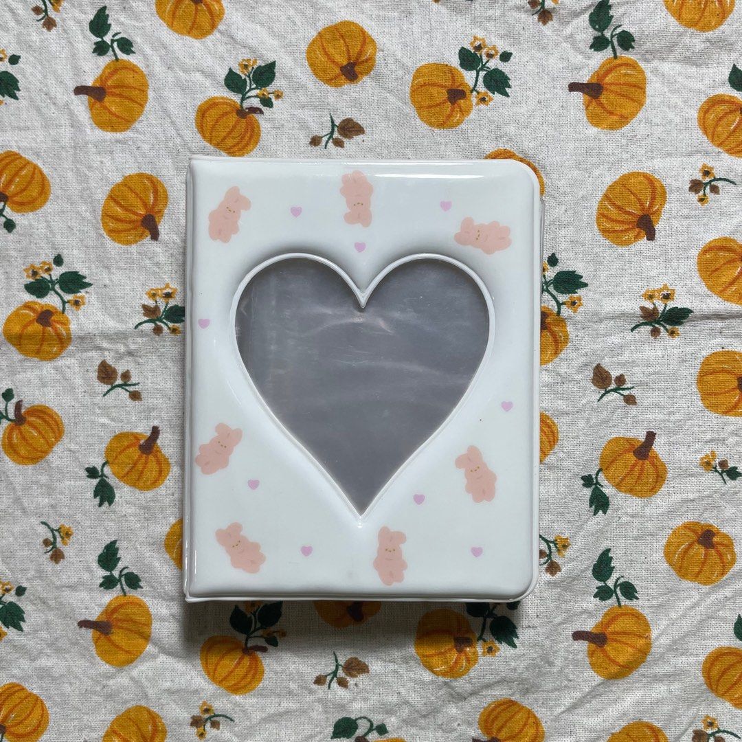 Minis photocard binder (Category: Stationery & School Supplies) located in Taytay. Submitted by ayanna.is (Listing ID 1382962593, Image 1). Description: ‼️ MAKE READING A HABIT‼️ - Used mini photocard binder. - Has photocard marks on the sleeve but not noticeable once pc is inserted. (See photos above) - Photo cards in the listing is not included. Just used as reference. - PAYMENT FIRST BASIS. No reservations. - Negotiations are allowed. However,