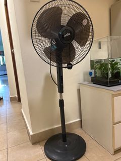 (Category: ) located in . Submitted by berlyn8 (Listing ID 1382947407, Image 1). Description: .
