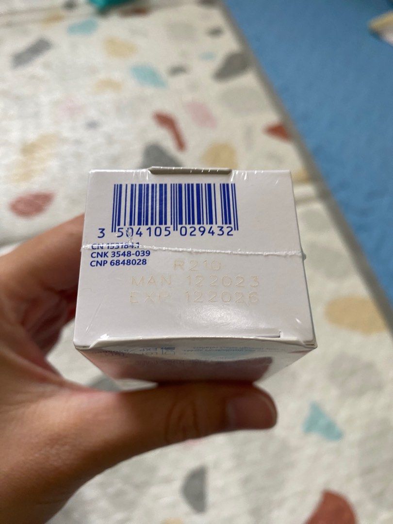 由 lydia7610033655 (刊登 ID 1382984165，圖片 3) 提交，位於 新北市 (New Taipei) 的 Mustela慕之恬廊慕之幼康撫膏40ml 肚肚膏/脹氣膏 (類別：母乳及奶瓶)，說明：全新未拆封 寶寶已長大 用不到 效期至明年底 歡迎林口高中附近自取或賣x便 。