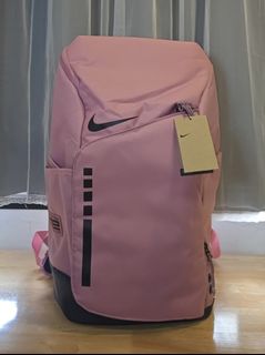 (Category: ) located in . Submitted by sportswear___store (Listing ID 1382975906, Image 1). Description: .