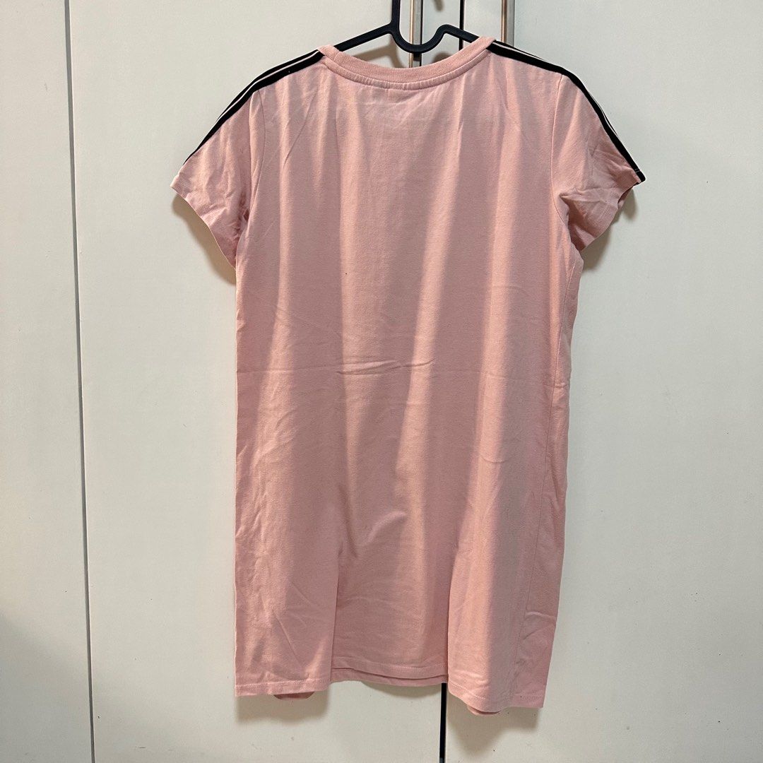 Oxgn tshirt dress (Category: Dresses) located in Antipolo. Submitted by woozisruby (Listing ID 1383000825, Image 2). Description: Need washing since matagal na tambak.