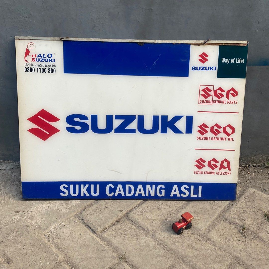 Papan iklan suzuki original lawas papan iklan vintage (Kategori: Pajangan Antik) berada di Mojokerto. Dikirim oleh lawesin_store (ID iklan 1382877264, Gambar 2). Deskripsi: Ukuran 70x50 Kondisi masih baik Barang sesuai foto Gmbr bolak balik.