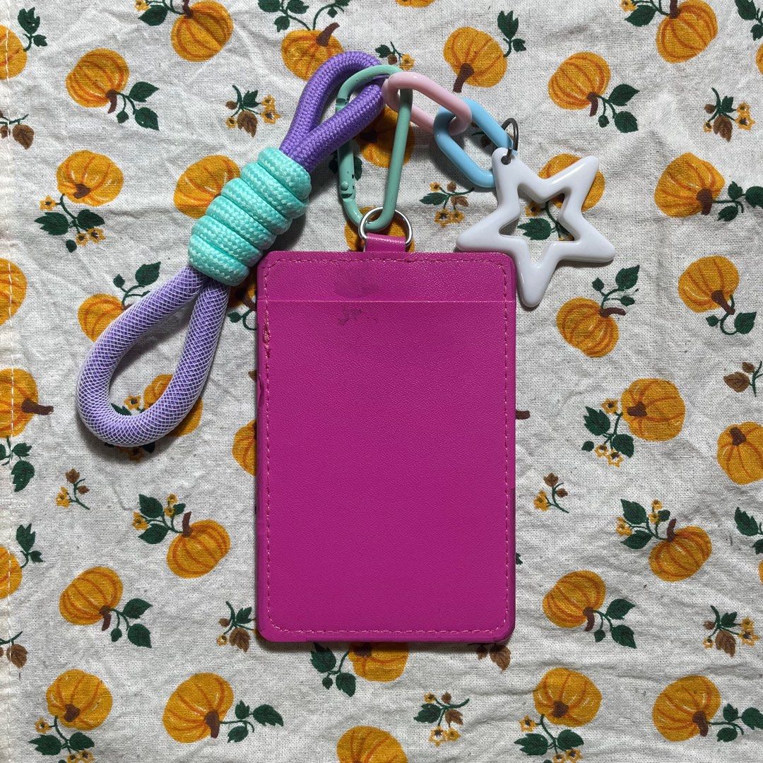 Photocard Holder (Category: Stationery & School Supplies) located in Taytay. Submitted by ayanna.is (Listing ID 1382969863, Image 3). Description: ‼️ MAKE READING A HABIT‼️ - Has a bit of stain at the back (see photo above) - RFS: QS - photocard in photo is not included and is just for reference - PAYMENT FIRST BASIS. No reservations. - Negotiations are allowed. However, persistent low balling will not be tolerated..