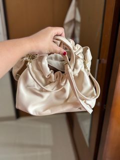(Kategori: ) berada di . Dikirim oleh bersihinlemariku (ID iklan 1382984041, Gambar 1). Deskripsi: .