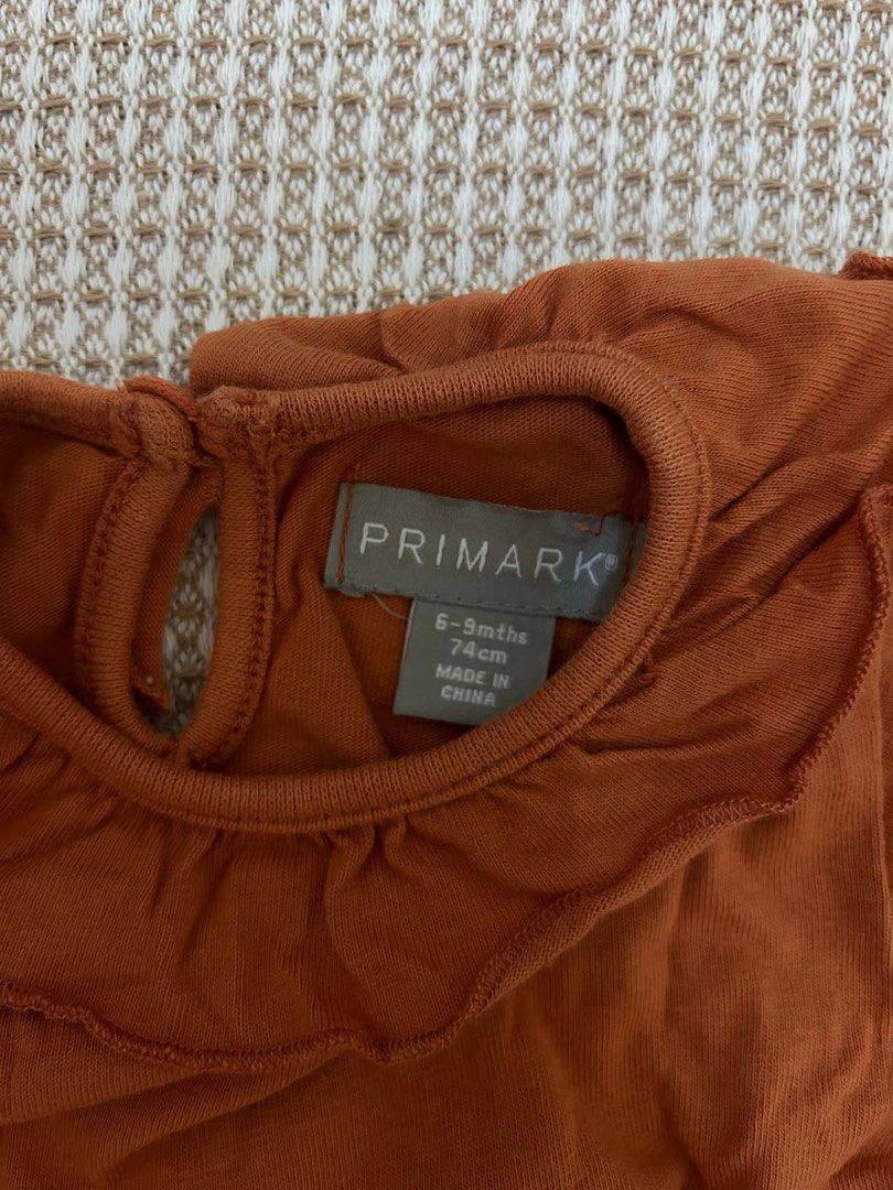 Primark (Category: Babies & Kids Fashion) located in Batu Pahat. Submitted by najuwarazak (Listing ID 1382945885, Image 3). Description: 6-9 months Wore few times Exc postage .
