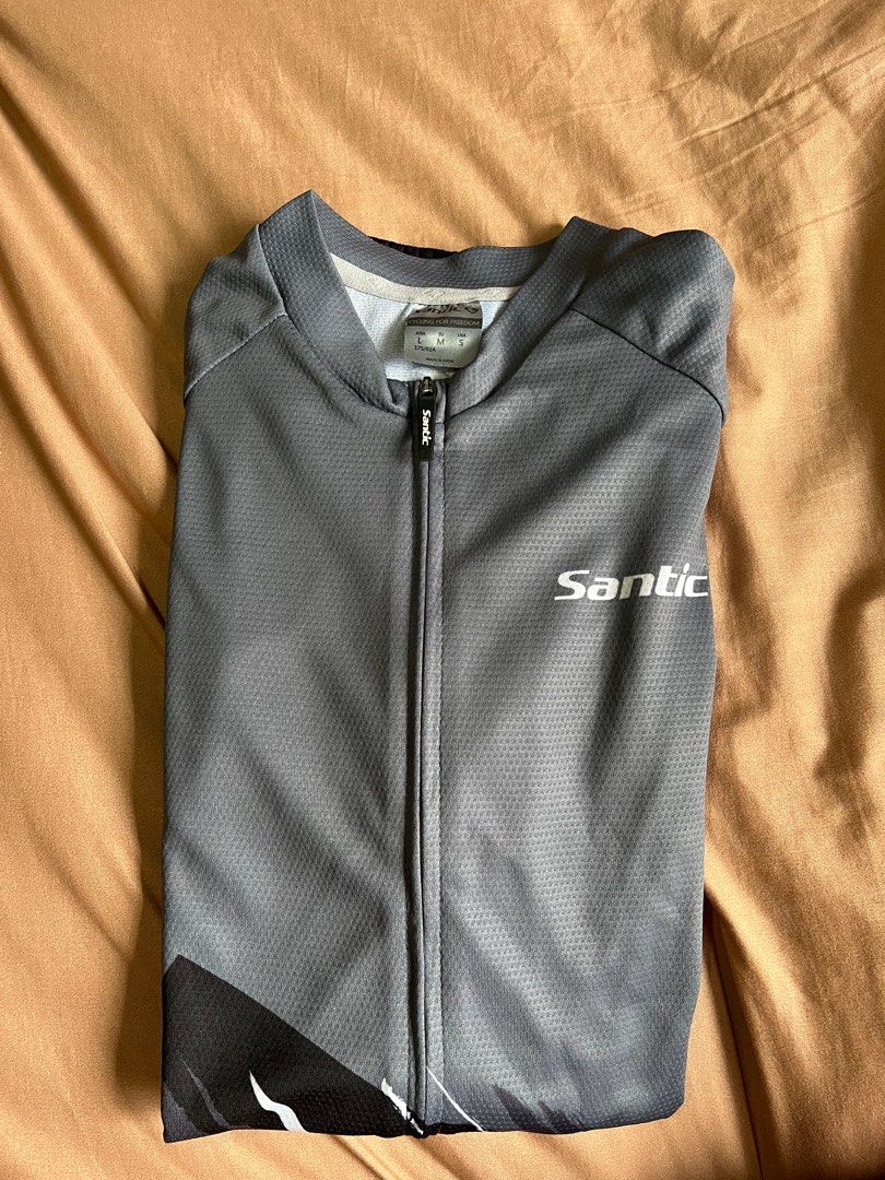 Santic Cycling Jersey (Category: Activewear) located in Marikina City. Submitted by mykonos944 (Listing ID 1382948663, Image 1). Description: Negotiable Medium on Tag Like New Used only once Rfs: quit cycling.
