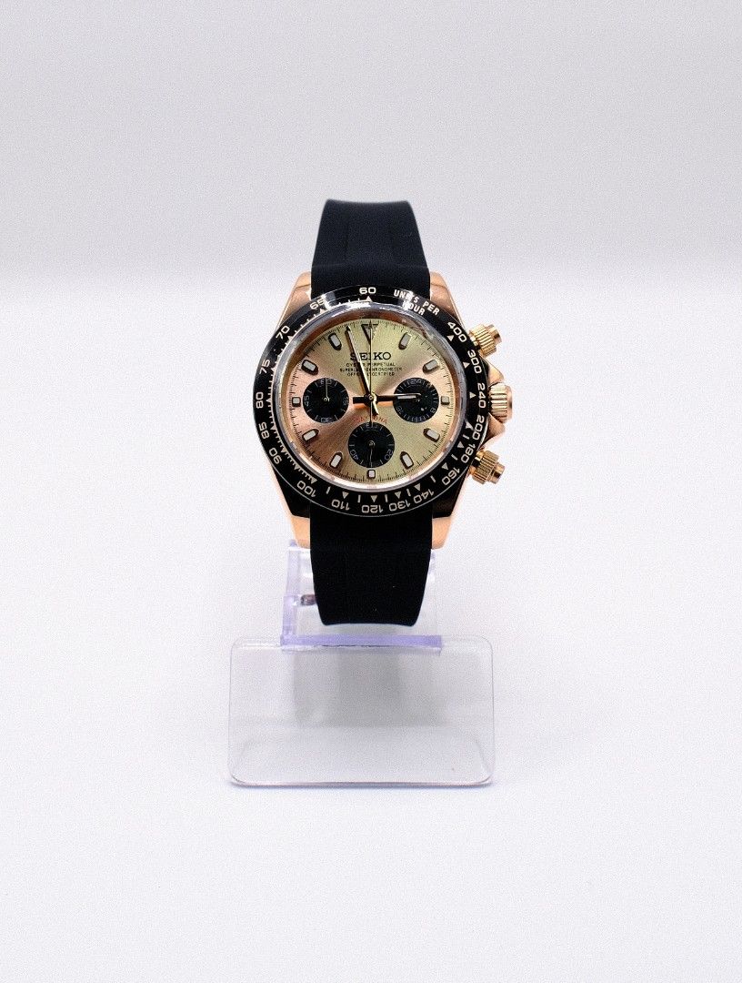 Seiko Mod Daytona RoseGold (Category: Luxury Watches) located in Manila. Submitted by rafael_lesaguis (Listing ID 1383006102, Image 1). Description: BRANDNEW! Seiko Mod Daytona RoseGold on Oysterflex Rubber Strap Movement: Seiko VK63 Mecha-Quartz Chronograph with working subdials Case and Strap: 39mm 904L Stainless Oysterflex Rubber Strap Dial: Seiko logo/Daytona Dial Glass: Sapphire scratch resistant Hands: Daytona Dial Seals and gaskets lubrica
