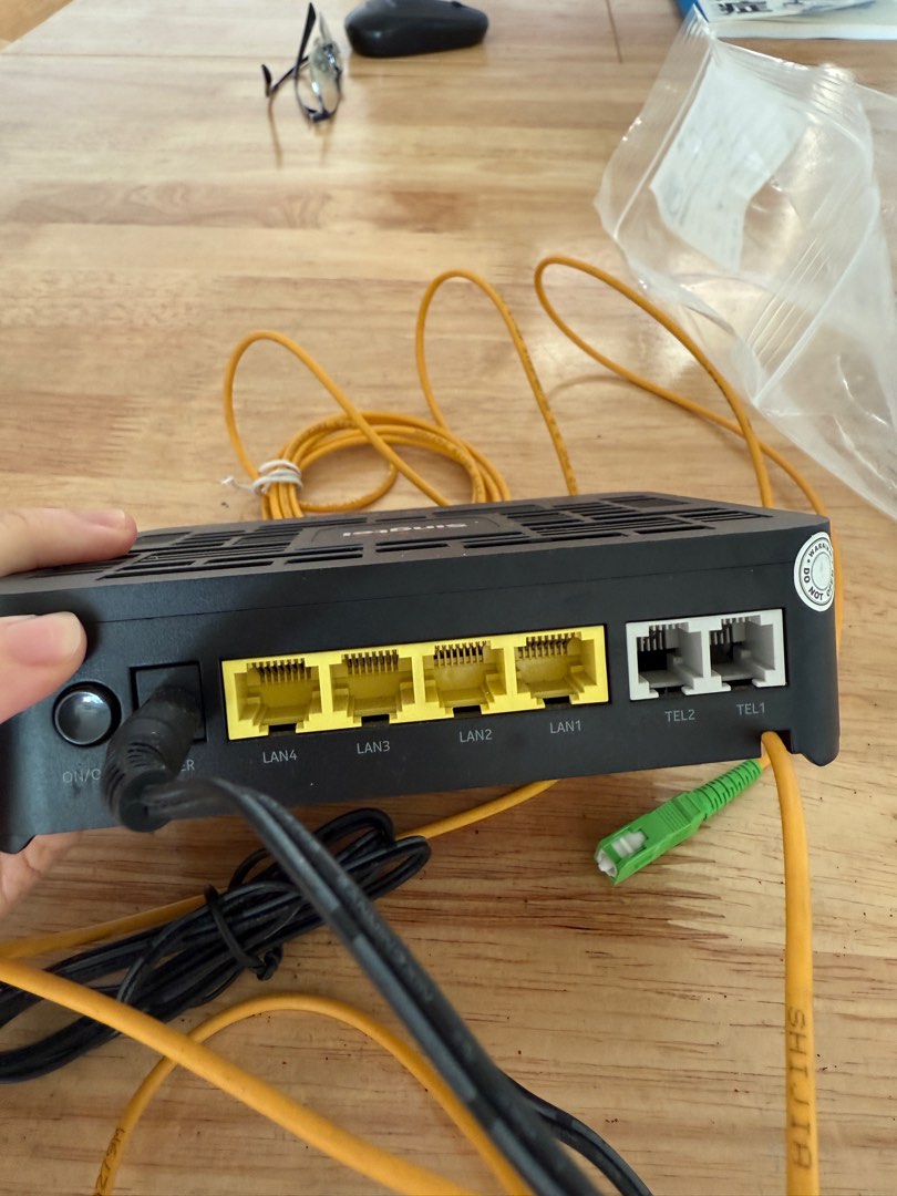 Singtel Nokia G-240G-E Optical Network Router, Computers & Tech, Parts ...