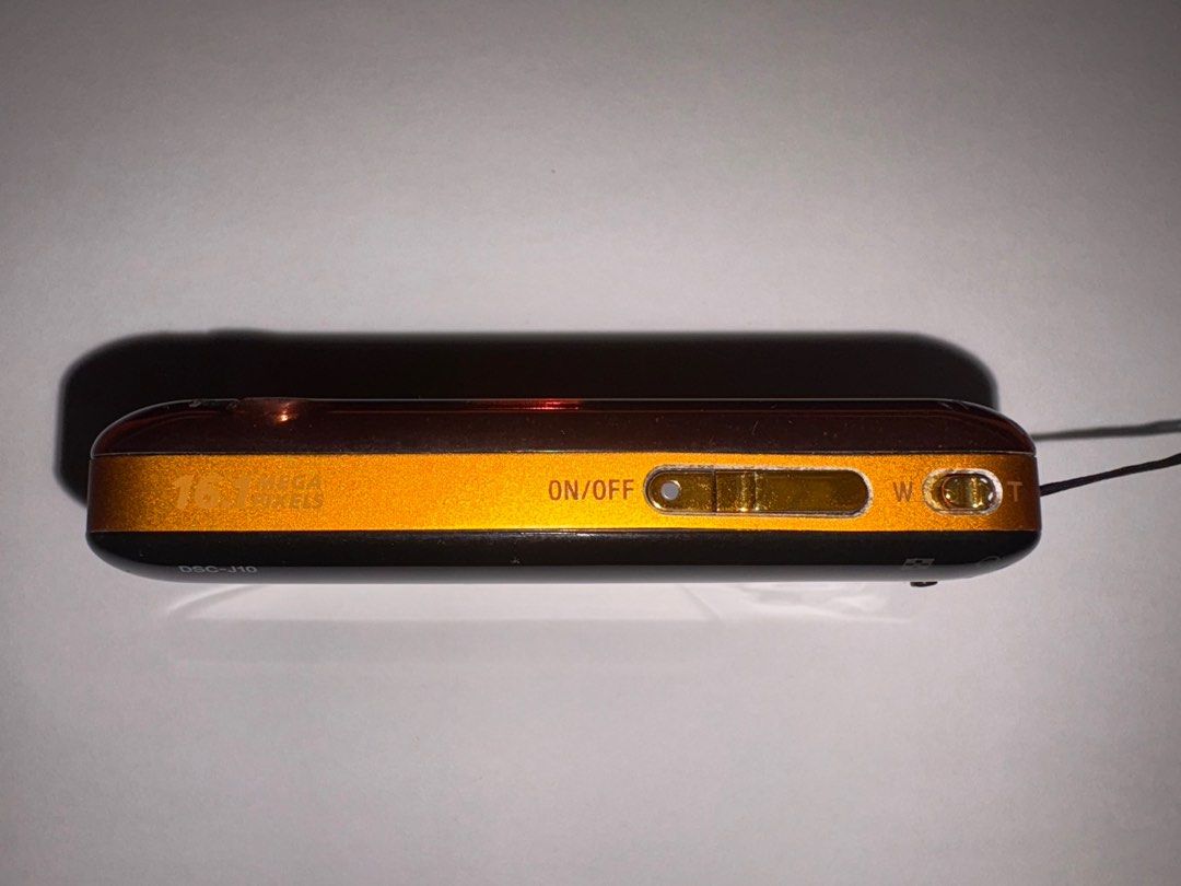 Sony Digital Camera (Category: Cameras) located in Caloocan City. Submitted by kaiksa (Listing ID 1383019659, Image 3). Description: #DCMPHForSale Sony DSC-J10 didn’t wanna sell but need funds huhu specs & details: - 16 megapixel - 4x zoom - working flash - zoom in/out working - all buttons working - doesn’t need sd card and charger (with built in usb port) body cosmetics: 9.5/10 issue: no issue !! fully functional price: ₱4000 (negotiable) STRIC