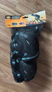 (Category: ) located in . Submitted by dianaxcloset (Listing ID 1383008432, Image 1). Description: .