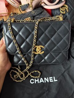(Kategori: ) berada di . Dikirim oleh melskett_preloved (ID iklan 1383009781, Gambar 1). Deskripsi: .