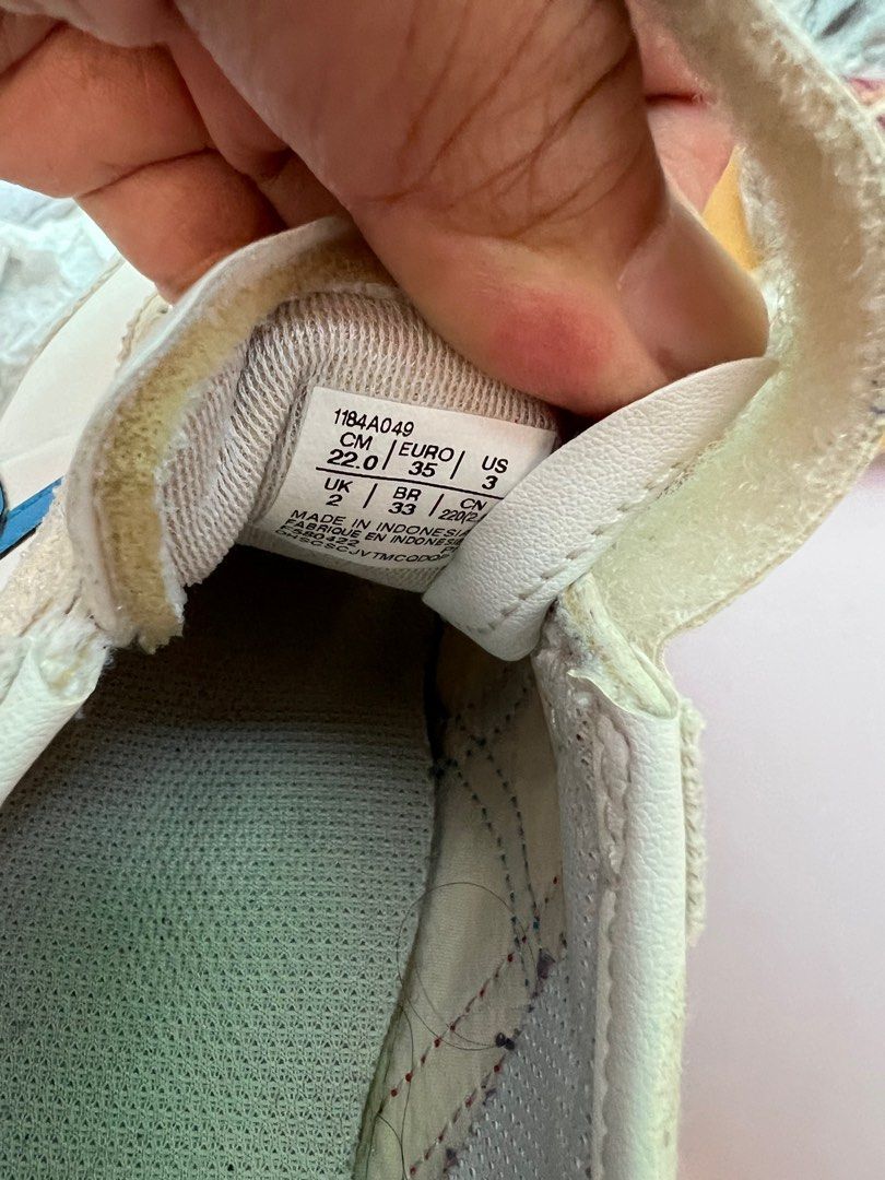Tiger （分類：鞋墊）位於 Hong Kong。 由 sosososlow 提交（商品編號 1382987362，圖片 3）。簡介： Onitsuka Tiger 童鞋 Size:22cm藍白色 100% 正版。