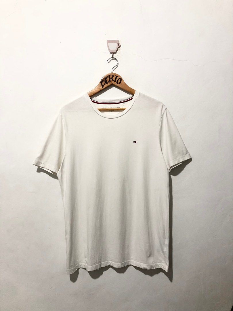 Tommy Hilfiger (Category: Tshirts & Polo Shirts ) located in Bulacan. Submitted by bertoo0 (Listing ID 1383050235, Image 1). Description: Tommy Hilfiger - Condition: Like New! Color rate: 9.5/10 Dimes: Width: 21 Length: 28 No issue / Authentic - Location: Malolos, Bulacan 📍 DM to purchase 📩 For personal use or as a gift 🍃 .