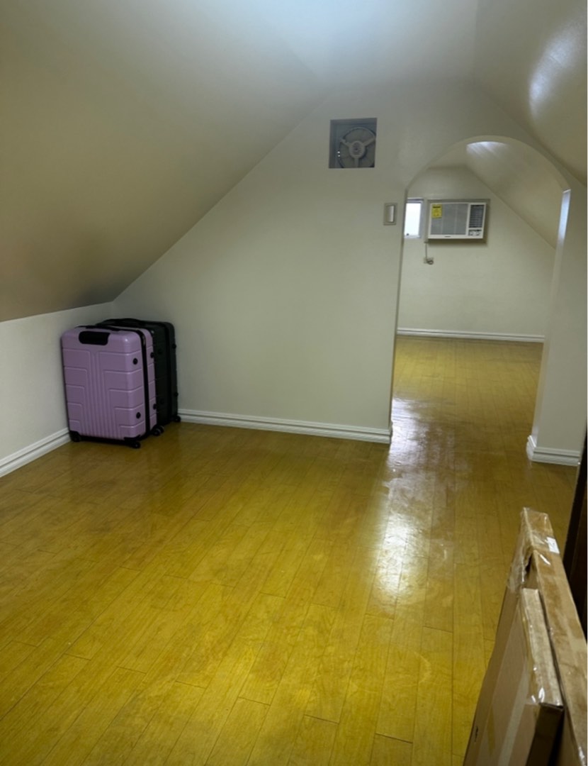 (Category: ) located in . Submitted by ctnoyb (Listing ID 1382917314, Image 1). Description: .