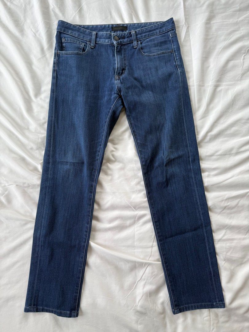 Uniqlo Denim Jeans (Category: Jeans) located in Quezon City. Submitted by jdiv_ (Listing ID 1382949520, Image 1). Description: Uniqlo Denim Skinny stretch jeans Size 29 on tag 16W x 36.5L Rfs: decluttering No issues.