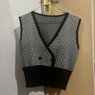 (Kategori: ) berada di . Dikirim oleh lemarirumahkepenuhan (ID iklan 1382931017, Gambar 1). Deskripsi: .