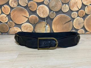 (Kategori: ) berada di . Dikirim oleh elserrascloset (ID iklan 1382926935, Gambar 1). Deskripsi: .