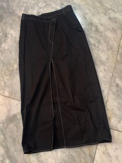 (Kategori: ) berada di . Dikirim oleh iniwardrobe (ID iklan 1382917417, Gambar 1). Deskripsi: .