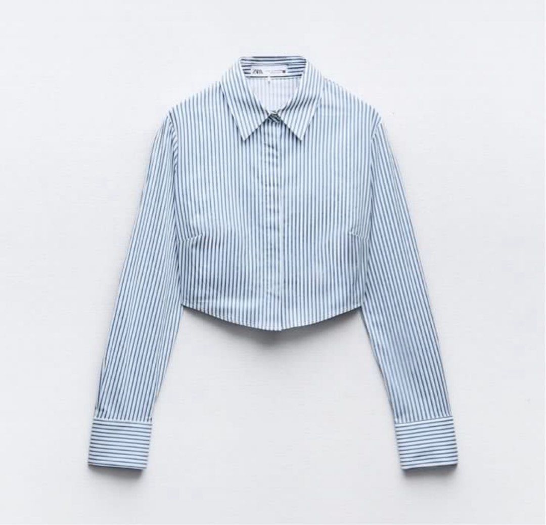 Zara Fitted Striped Cropped Button Down Shirt (Category: Longsleeves) located in San Jose del Monte. Submitted by declothering_ph (Listing ID 1382995705, Image 1). Description: Like New! .