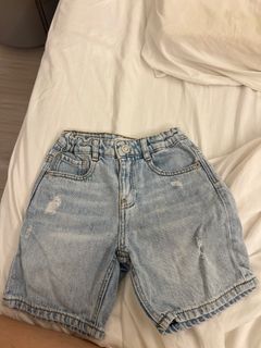 (Category: ) located in . Submitted by sandraletgo (Listing ID 1382931963, Image 1). Description: .