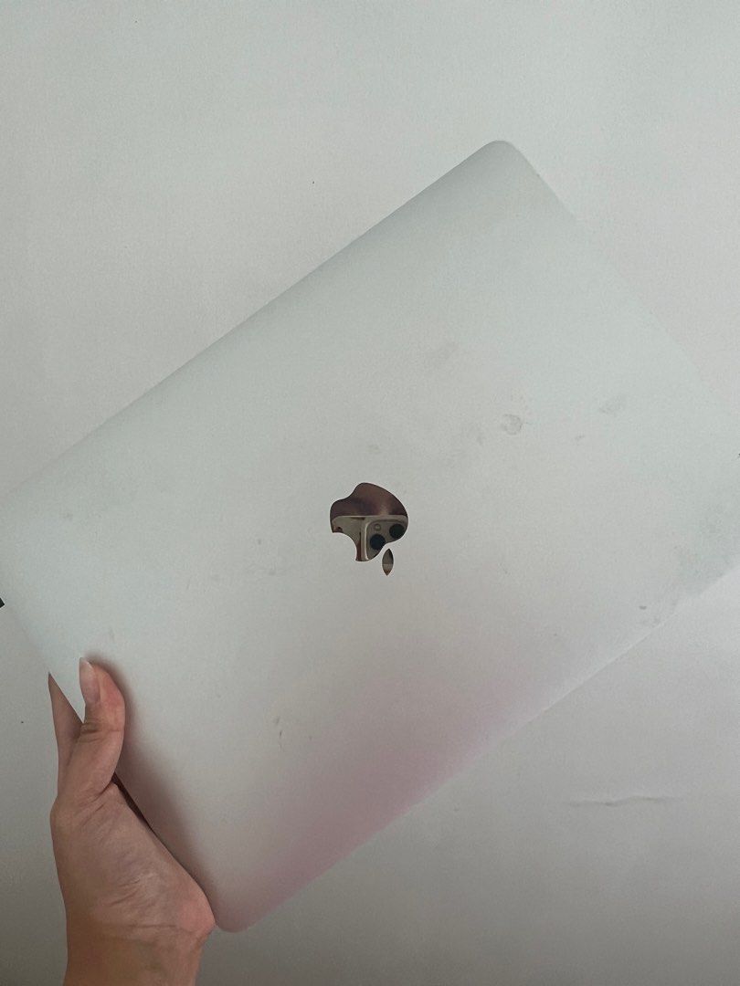 2018 Silver Macbook Pro - with Touchbar (256GB) (Category: Laptops & Notebooks) located in Makati City. Submitted by ilovemycatsforever (Listing ID 1383114906, Image 1). Description: 256GB 13-inch Memory 8GB 2.3GHz Quad Core Intel Core i5 Max 2-3 hours battery life span Issue: needs reformatting (ie new software updating), battery needs to be replaced, minimal scratches No inclusions (charger, box) Meet up in Greenbelt Makati only .