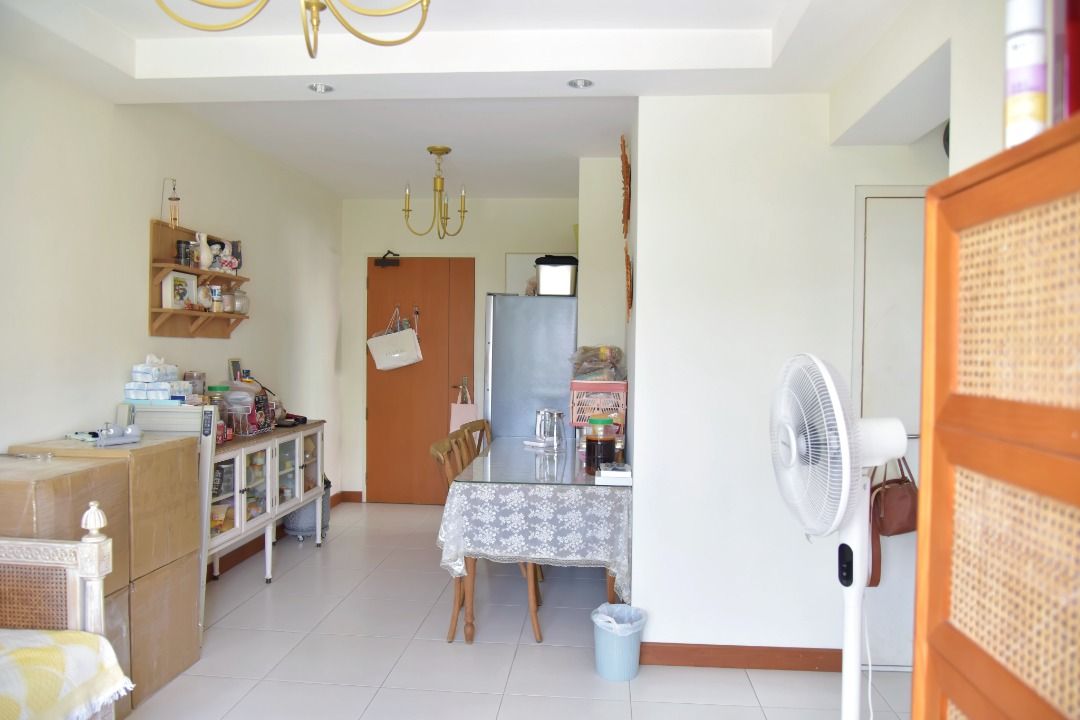 3 Room flat at Punggol, Walking Distance to Punggpl MRT and Waterway Point63226713475842112