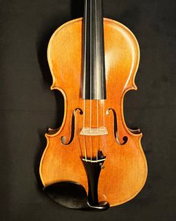 由 luthier_tone_asia_2025 (刊登 ID 1383200954，圖片 1) 提交，位於 的 (類別：)，說明：。