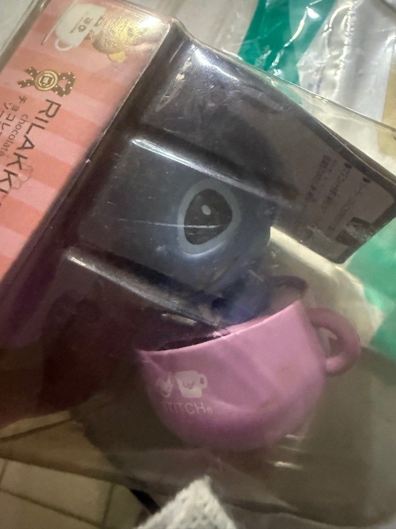 由 cccccccccyyy (刊登 ID 1383099952，圖片 1) 提交，位於 桃園市 (Taoyuan) 的 太陽能車內擺件全新久放 (類別：汽機車零配件)，說明：。