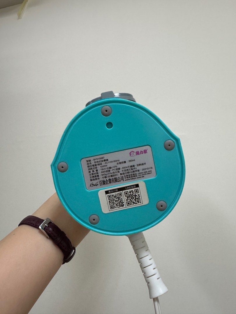 由 jingjing_doremifa (刊登 ID 1383116141，圖片 3) 提交，位於 台北市 (Taipei) 的 掛燙機 (類別：其他居家傢俱)，說明：因為買新的(´･ω･`)！割愛 水量很大也不會很重！！。