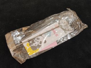 由 v.k._thrifty_store (刊登 ID 1383125016，圖片 1) 提交，位於 的 (類別：)，說明：。