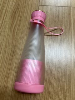 由 tiffanyyo (刊登 ID 1383182680，圖片 1) 提交，位於 的 (類別：)，說明：。
