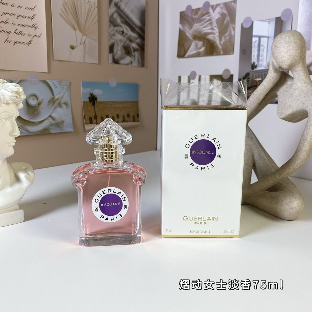 由 fragrance-choices (刊登 ID 1383100176，圖片 1) 提交，位於 台北市 (Taipei) 的 🌸【嬌蘭】熠動女士淡香水 Insolence Eau de Toilette 75ml (類別：香水、體香劑)，說明：前調：紫羅蘭 ➤ 清新、柔和的紫羅蘭香氣，帶來一絲甜美與優雅。 中調：紅色水果、鳶尾花、橙花 ➤ 鮮嫩的莓果香與花香交織，展現女性的柔情與活力。 後調：零陵香豆、香草、檀香木 ➤ 溫暖的香草與檀香木基調，增添香氣的深度與持久性。。