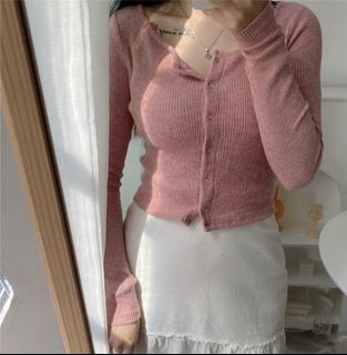 (Category: ) located in . Submitted by CherryBerryCloset (Listing ID 1383263227, Image 1). Description: .