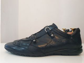 (Kategori: ) berada di . Dikirim oleh garage_second_shoes (ID iklan 1383145724, Gambar 1). Deskripsi: .