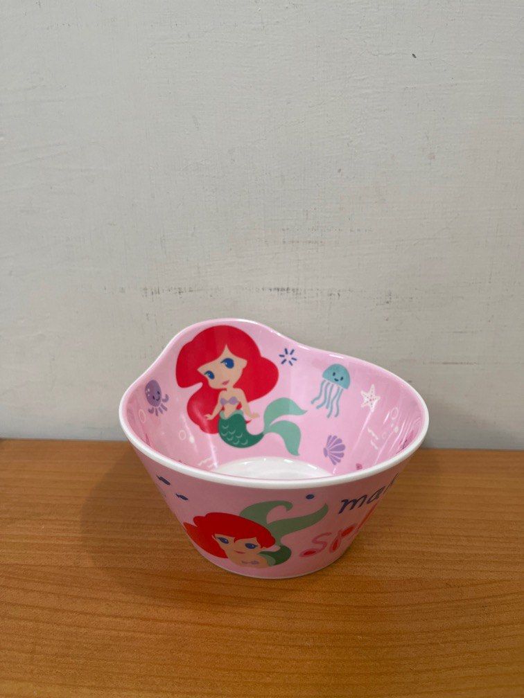 由 alisa2025 (刊登 ID 1383194768，圖片 2) 提交，位於 高雄市 (Kaohsiung) 的 全新小美人魚/美樂蒂/庫洛米/哆啦A夢美耐皿碗 (類別：餐具和餐具)，說明：一個110元。