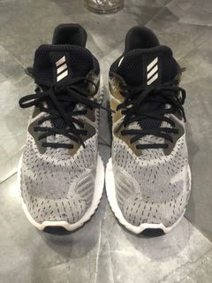 (Kategori: ) berada di . Dikirim oleh secondsneakers777 (ID iklan 1383222562, Gambar 1). Deskripsi: .